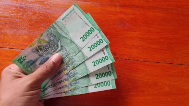 Endonezya Rupiah Banknotları Tahta Yüzey IDR 20000