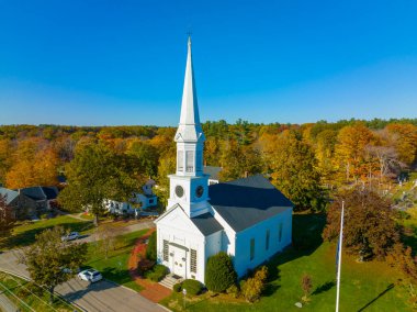 Maine ME, ABD 'nin tarihi York köyünün merkezindeki 180 York Caddesi' ndeki Birinci Kilise Cemaati. 