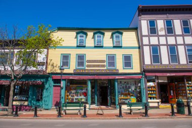 Sherman 'ın Kitapçısı, Maine ME, ABD' nin Bar Harbor kentindeki 56. Ana Cadde 'de..