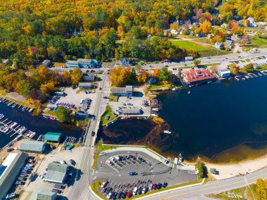 Harmony Park 'taki Winnipesaukee Gölü' ndeki Alton Körfezi ve ABD 'nin New Hampshire NH kentindeki Alton Körfezi' ndeki Alton Körfezi manzarası.. 