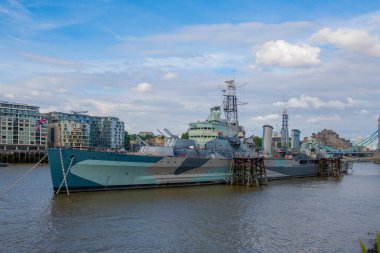 HMS Belfast, 1939 yılında Kraliyet Donanması için inşa edilen hafif bir kruvazördür.. 