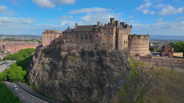 Эдинбургский Замок Является Историческим Замком Скале Замка Старом Городе Эдинбург — стоковое видео