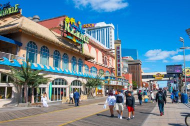 Atlantic City, New Jersey NJ, ABD 'deki Resorts Casino Oteli' ndeki 1133 Boardwalk 'taki Margaritaville Restoranı.. 