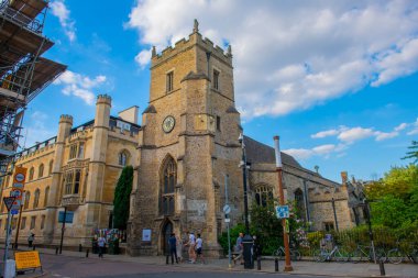 Cambridge Üniversitesi 'ndeki St Botolph Kilisesi Orta Cambridge, İngiltere. 