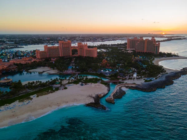 Paradise Beach Vista Aérea Com Crepúsculo Cove Reef Hotel Atlantis — Fotografia de Stock