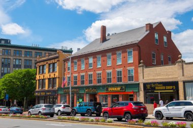Dunkin' in a historic commercial building at 424 Main Street in historic city center of Malden, Massachusetts MA, USA. 