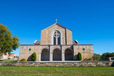 Historic Aldrich Mansion aka Indian Oaks at 836 Warwick Neck Avenue in Warwick, Rhode Island RI, USA. This mansion was built in 1899 with Renaissance style for Nelson Aldrich. 