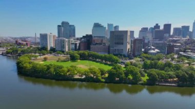 Boston modern city skyline including West End, Financial District, Beacon Hill and Back Bay, with Longfellow Bridge cross over Charles River in Boston, Massachusetts MA, USA. 