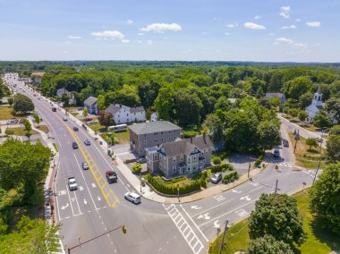 Boston Yolu üzerinde tarihi şehir merkezi Billerica, Massachusetts MA, ABD 'deki Boston Common' da tarihi ticari binaların hava manzarası. 