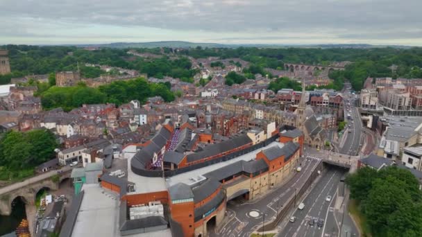 Durham Historiska Stadskärna Inklusive Rådhuset Och Nicolas Kyrka Market Place — Stockvideo