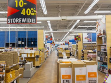 Bed Bath and Beyond mağaza içi kapalı tabelalı, Nashua, New Hampshire NH, ABD. 