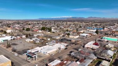 Willcox 'un WMaley Caddesi' ndeki Wilroad Bulvarı 'ndaki hava görüntüsü tarihi şehir merkezi Willcox, Arizona AZ, ABD. 
