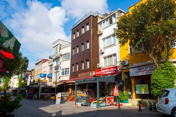 Исторические Коммерческие Здания Улице Акбиика Каддези Султанахмет Историческом Городе Стамбул — стоковое фото