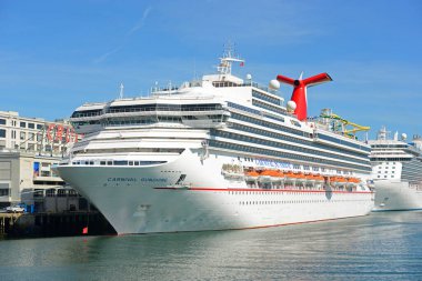 Carnival Shunshine Carnival Cruise Line, Boston Cruise Port, Boston, Massachusetts MA, ABD. 