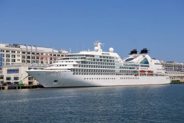 Seabourn Cruise Line 'ın Seabourn Quest' i, Boston, Massachusetts MA, ABD 'deki Boston Cruise limanına yanaştı.. 