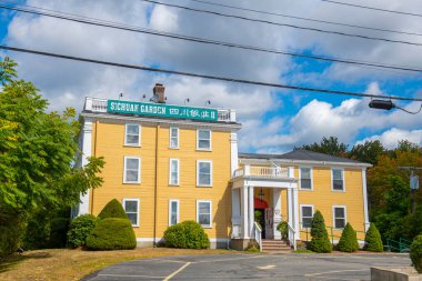 Baldwin House, diğer adıyla Loammi Baldwin Malikânesi 1750 yılında Woburn, Massachusetts MA, ABD 'de Alfred Caddesi 2 numarada bulunan bir Amerikan Koloni konağı binasıdır.. 