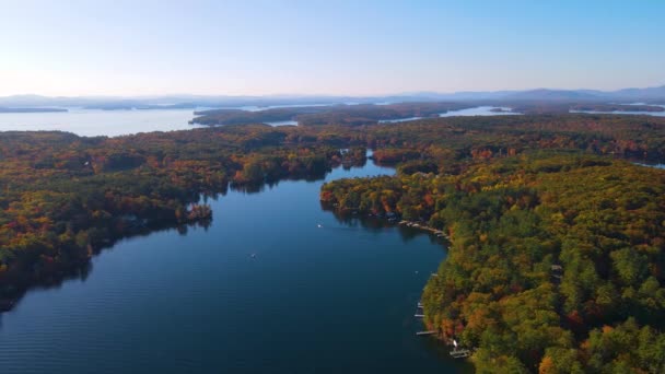 Mirror Lake Shore Lake Winnipesaukee Aerial View Fall Town Wolfeboro — Stock Video