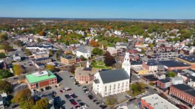 Woburn 'un ilk Cemaat Kilisesi tarihi Woburn şehir merkezindeki 322 Main Street, Massachusetts MA, ABD. 