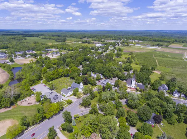 stock image Hollis Monument Square aerial view including town hall and Congregational Church in the historic town center of Hollis, New Hamshire NH, USA. 