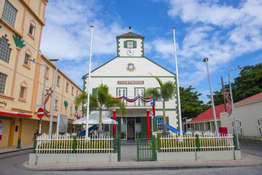 Sint Maarten Adliyesi, Cyrus Wathey Meydanı, Front Caddesi, Philipsburg 'un tarihi merkezinde, Hollanda Karayipleri.. 