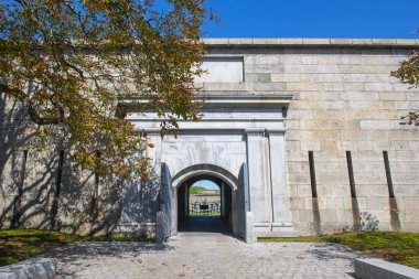 Fort Independence, Boston, Güney Boson, Massachusetts MA, ABD için liman savunması sağlayan Castle Island 'da 1634 yılında inşa edilmiştir.. 