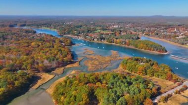 York Nehri 'nin ağzında York Limanı' ndaki Maine ME, ABD 'deki sahne boynu manzarası.. 