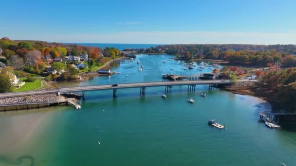 York River Bridge Über York River Luftaufnahme Herbst Und Wiggly — Stockvideo