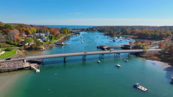 York River Bridge York River Εναέρια Άποψη Φθινόπωρο Και Wiggly — Αρχείο Βίντεο