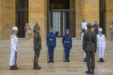 Ankara şehir merkezinde Mustafa Kemal Atatürk anıtı Anitkabir 'de nöbetçi değiştirme töreni. 
