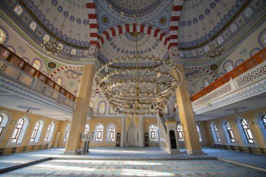 İstanbul 'un Sariyer ilçesine bağlı tarihi Kumkoy ilçesindeki Kilyos Merkez Camii Camii' nin içi. 
