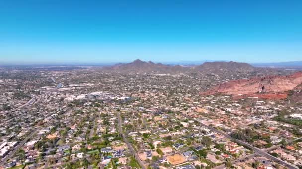 Camelback Mountain Aerial View City Phoenix Arizona Usa — ストック動画