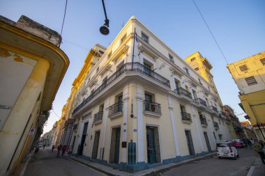 Küba Merkez Bankası (Banco Central de Cuba), Küba 'nın başkenti Havana' daki Calle Lamparilla Caddesi 'nde yer alan Küba Merkez Bankası. Eski Havana bir Dünya Mirası Alanı. 