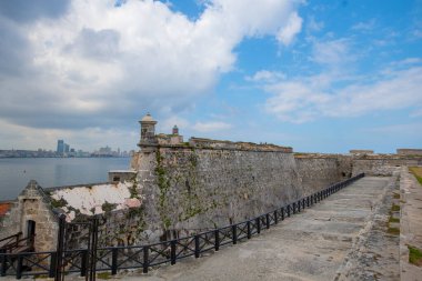 Castillo de Los Tres Reyes del Morro, Küba 'nın Havana limanının ağzında. Eski Havana bir Dünya Mirası Alanı. 