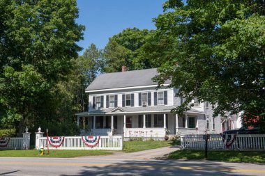 Grönland Halk Kilisesi tarihi kasaba merkezi Grönland 'daki 44 Post Road, New Hampshire NH, ABD. 
