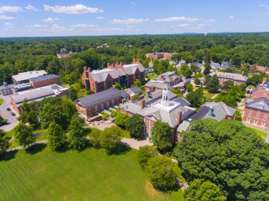 Phillips Exeter Akademisi Akademi Binası tarihi şehir merkezi Exeter, New Hampshire NH, ABD 'de. Bu bina kampüsün ana binası.. 