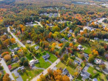Bellingham tarihi merkez hava manzarası sonbaharda ana caddedeki Bellingham, Norfolk County, Massachusetts MA, ABD. 