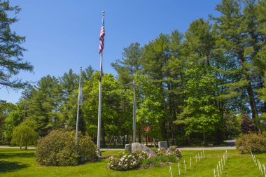 ABD 'nin Massachusetts MA, ABD' nin tarihi Boxford kentindeki ABD Ulusal Bayrağı. 