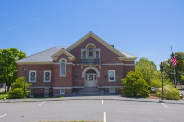 Georgetown Peabody Kütüphanesi Georgetown, Massachusetts MA, ABD 'nin tarihi şehir merkezinde 2 Maple Caddesi' nde.. 