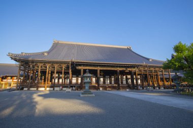 Goeido, Nishi Hongan Ji Tapınağı Kurucu Salonu. Bu tapınak, UNESCO 'nun Dünya Mirası Alanı Antik Kyoto Tarihi Anıtları' na ait tarihi Kyoto kentinde bir Budist tapınağıdır..