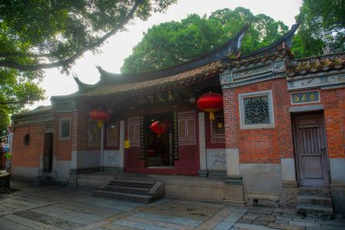 Zhenwu Fashi Zhenwu Tapınağının ana salonu. Zhenwu Tapınağı, Çin 'in Fujian Eyaleti' nin Quanzhou şehrinde bulunan Taoist bir tapınaktır. Bu tapınak, UNESCO 'nun Dünya Mirası Alanı Song Yuan Çin' in Dünya Mağazasıdır.. 