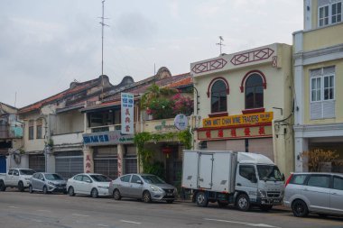 Tarihi şehir merkezi Melaka, Malezya 'daki Jalan Kampung Pantai Caddesi' ndeki tarihi ticari binalar. Malacca Boğazı 'nın tarihi şehirleri UNESCO' nun Dünya Mirası Alanıdır.. 