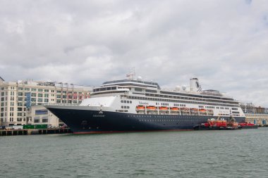 Hollanda Amerikan Hattı 'ndaki Volendam yolcu gemisi, Boston, Massachusetts MA, ABD' deki Cruise Limanı 'na yanaştı..