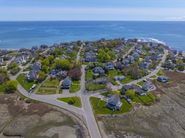 ABD 'nin Massachusetts MA, Scituate kasabasındaki İkinci Uçurum köyü de dahil olmak üzere Liman hava manzarasını kaldırın.. 