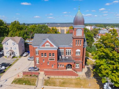 Central Falls belediye binası havadan manzaralı 580 Broad Sokağı tarihi şehir merkezi, Rhode Island RI, ABD. 