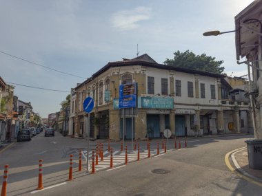 Tarihi şehir merkezi Melaka, Malezya 'daki Jalan Kampung Pantai Caddesi' ndeki tarihi ticari binalar. Malacca Boğazı 'nın tarihi şehirleri UNESCO' nun Dünya Mirası Alanıdır.. 