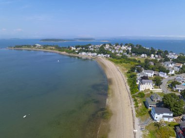 Perry Sahili hava manzarası ve Houghs Neck 'teki Great Hill yerleşim alanı, Quincy, Massachusetts MA, ABD. 