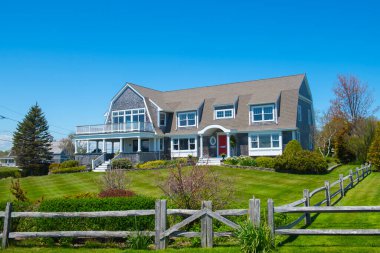 ABD 'nin Massachusetts MA, Scituate kasabasındaki First Cliff köyündeki tarihi rıhtım evi.. 