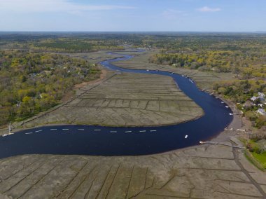 Kuzey Nehri, Atlantik Okyanusu 'nun ağzına yakın olan Scituate kasabası ile Massachusetts MA, ABD arasındaki hava manzarası.. 