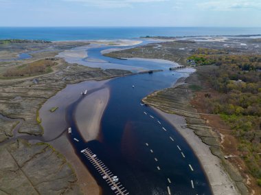 Kuzey Nehri, Atlantik Okyanusu 'nun ağzına yakın olan Scituate kasabası ile Massachusetts MA, ABD arasındaki hava manzarası.. 