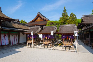 Shimogamo Jinja Shrine nam-ı diğer Kamo-mioya Tapınağı, Japonya 'nın tarihi Kyoto kentindeki bir Shinto Tapınağıdır. Bu tapınak, UNESCO 'nun Dünya Mirası Alanı Antik Kyoto Tarihi Anıtlarına ait.. 